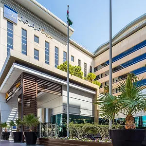 מלון Novotel Mall Avenue, דובאי