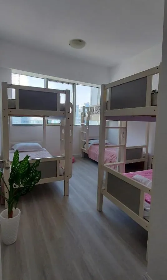 Casa Vera Vacations Pansiyon Dubai Hostel